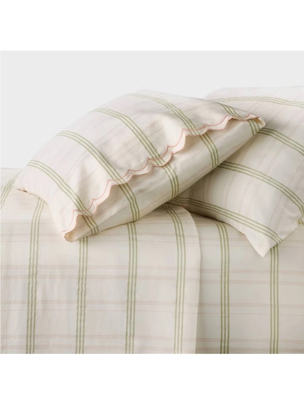 NWT Twin XL 300 Thread Count Scalloped Edge Plaid Sheet Set - Studio McGee